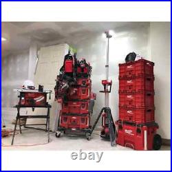 Milwaukee PACKOUT 22 in. Rolling Tool Box Milwaukee PACKOUT 22 in. Rolling Tool Box