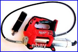 NEW IN BOX Milwaukee 2646-20 Grease Gun M18 18 Volt Cordless Tool Only 18V