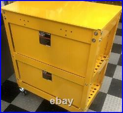 US GENERAL 8 Drawer Custom Tool Cart